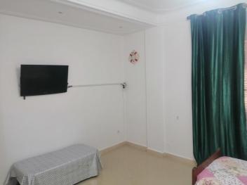 F2 rez de chaussée de villa