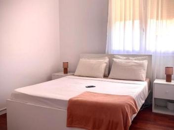 Appartement F4 Meublé à 50m de la Plage