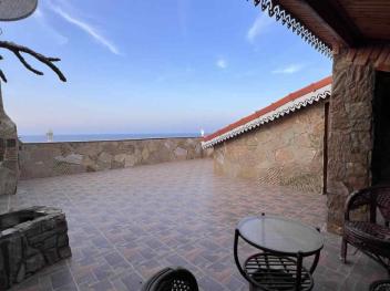 Vivez Face à l’Océan – Duplex Spacieux et Lumineux