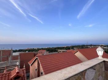 Vivez Face à l’Océan – Duplex Spacieux et Lumineux