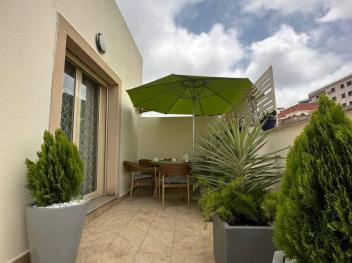 Appartement haut standing.  Quartier résidentiel 