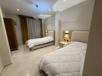 APPARTEMENT 2 EME ETAGE 