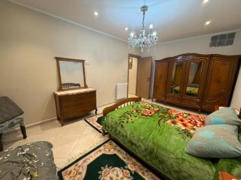 APPARTEMENT 2 EME ETAGE 