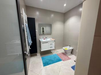 APPARTEMENT 2 EME ETAGE 