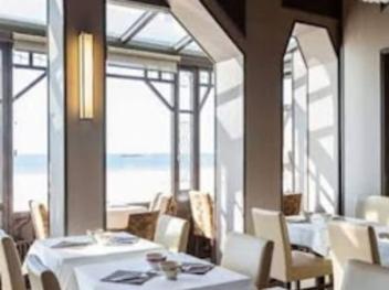 Les Ambassadeurs Oran