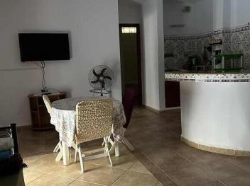 APPARTEMENT TYPE F2 DANS RESIDENCE CALME