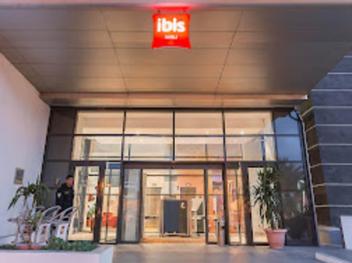 IBIS Hotel