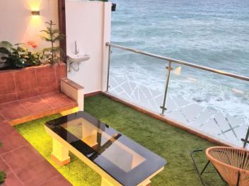 Très joli F3 avec vue sur mer à seulement 1h d'Alg