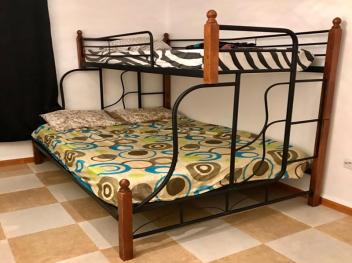 Tres jolie appartement avec jardin