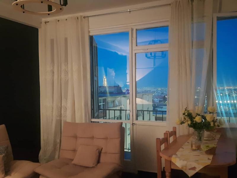 Expérience Immersive sur Alger  Chambres
