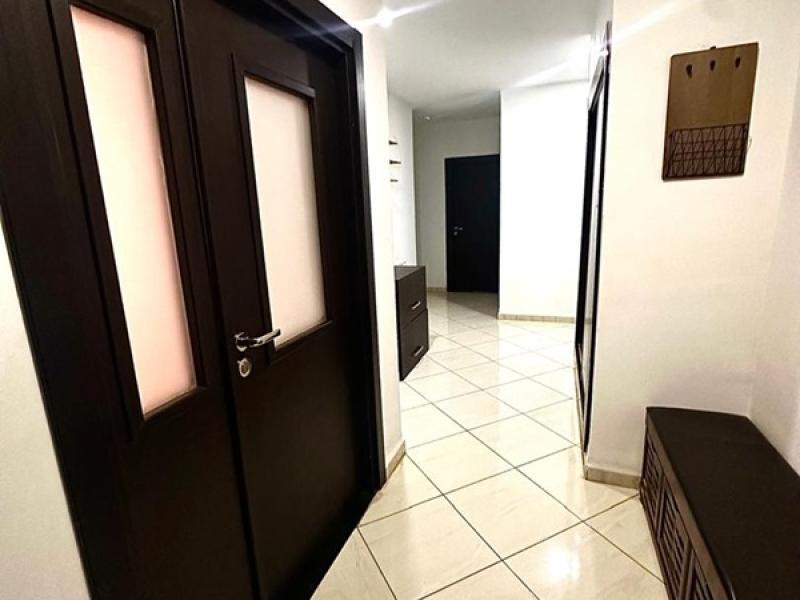 F3 moderne dans une résidence clôturée maison portes