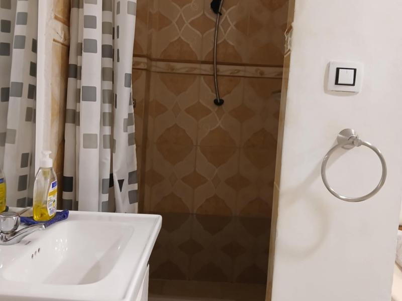 Studio propre avec garage à Valmascort Annaba Chambres 2