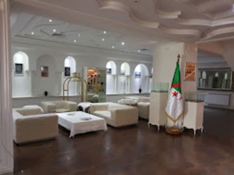 Hôtel Raya F1 F2 F3