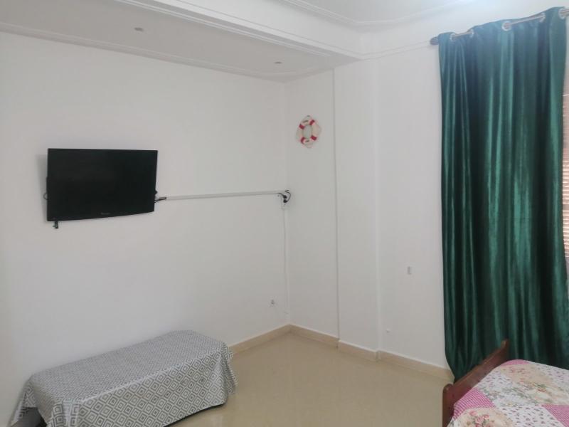 F2 rez de chaussée de villa Chambres