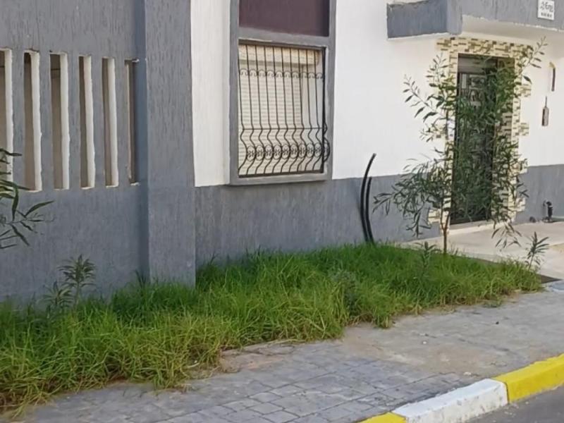 Appartement F3 à côté du rusica Park Royal Tulip maison portes