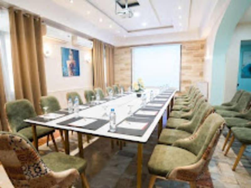 Hôtel Suisse F1 F2 F3