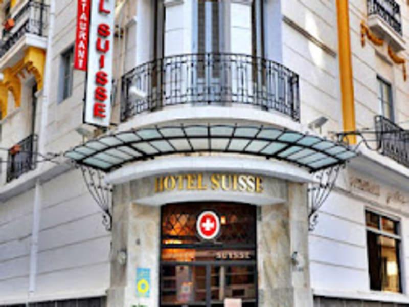 Hôtel Suisse maison portes