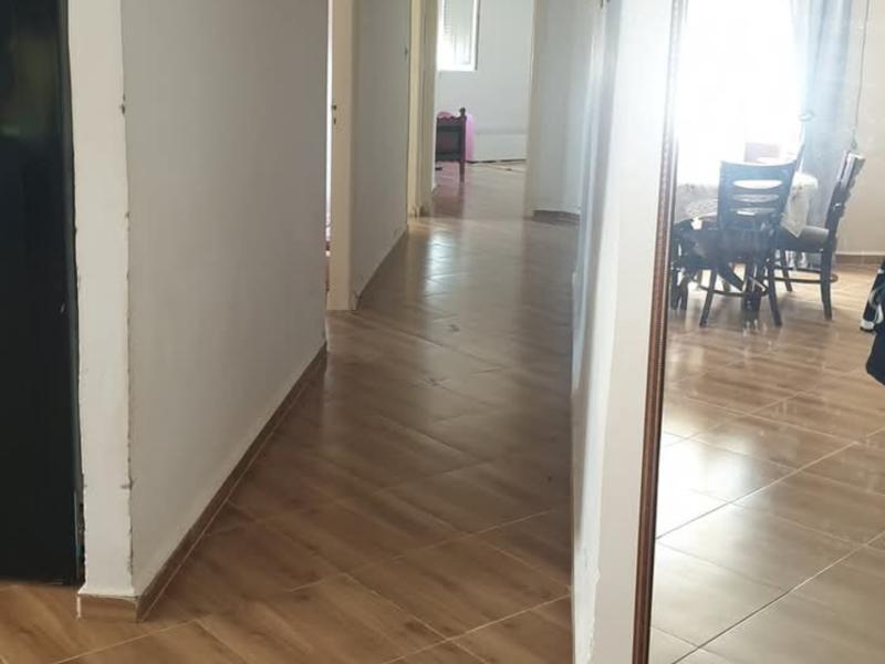 Appartement f4 tipaza maison interne