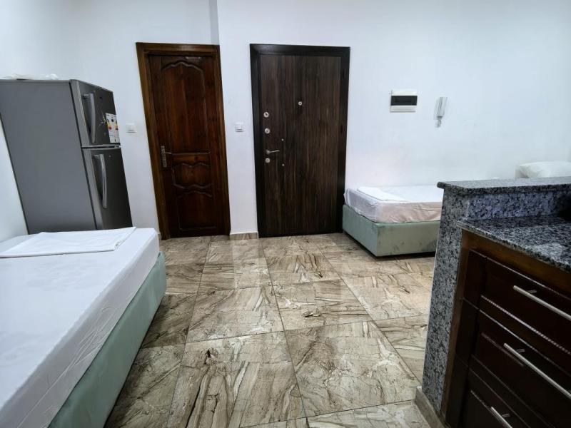 F2 openspace avec balcon maison portes