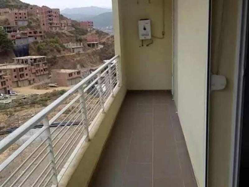 Location par nuitée d'un F3 bien équipé  maison portes
