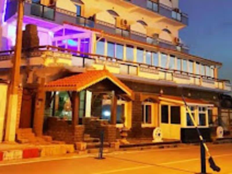 Hotel Titanic F1 F2 F3