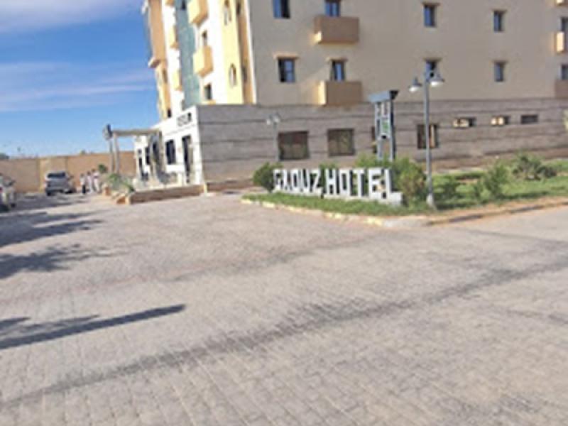 Grouz Hotel maison interne