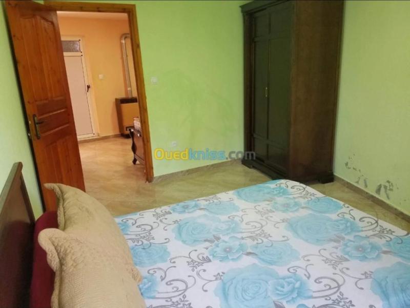 Studio pour couples et 2 enfants  maison interne