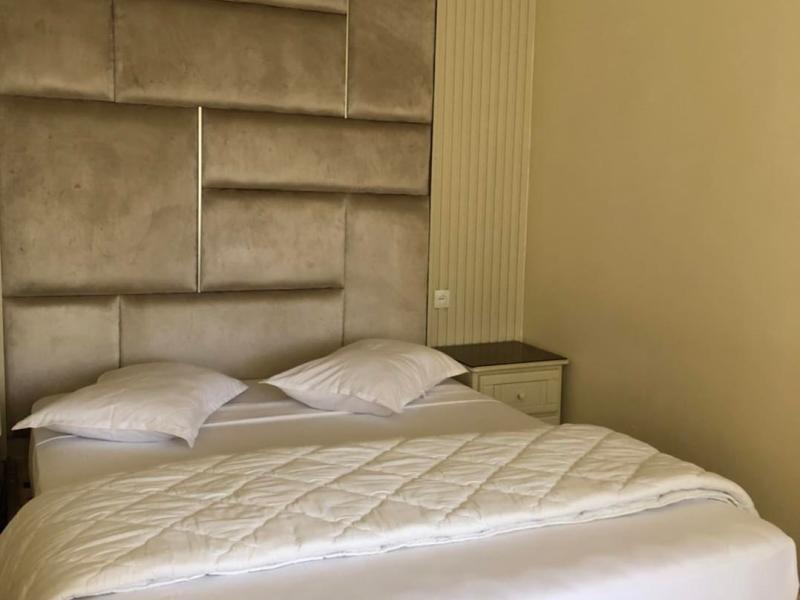 Hotel Houna maison portes