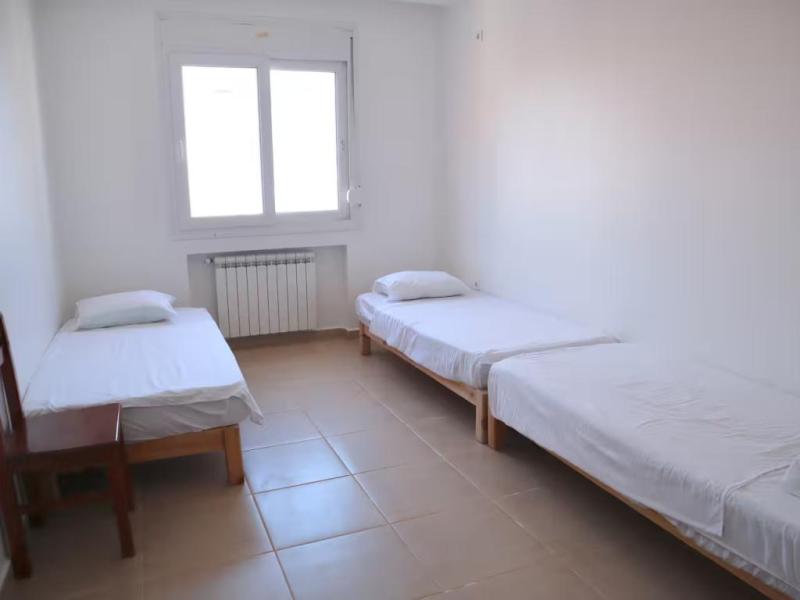 Spacieux F3 - Central et confortable maison interne