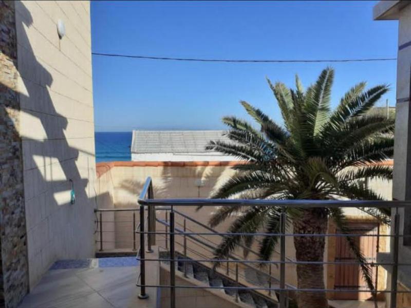 Villa. Location. Oran maison interne