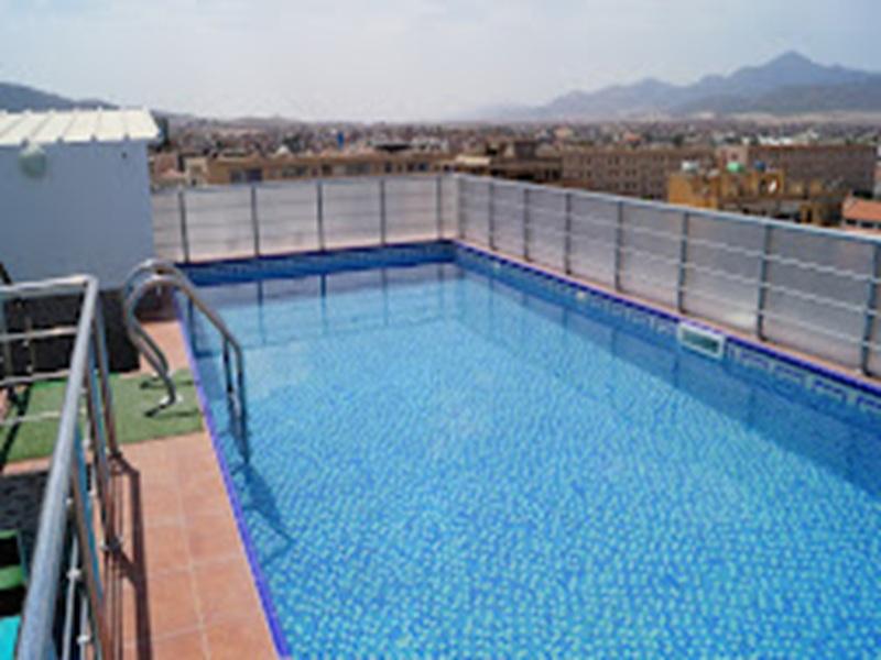 TIMGAD HÔTEL HAZEM maison portes