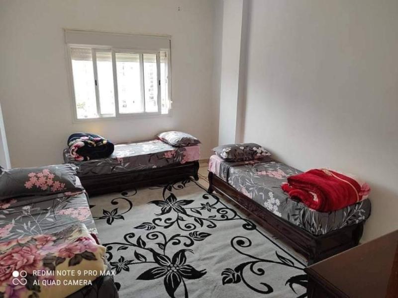 Location par nuitée d'un belle appartement F3 à l'usto Oran  maison portes