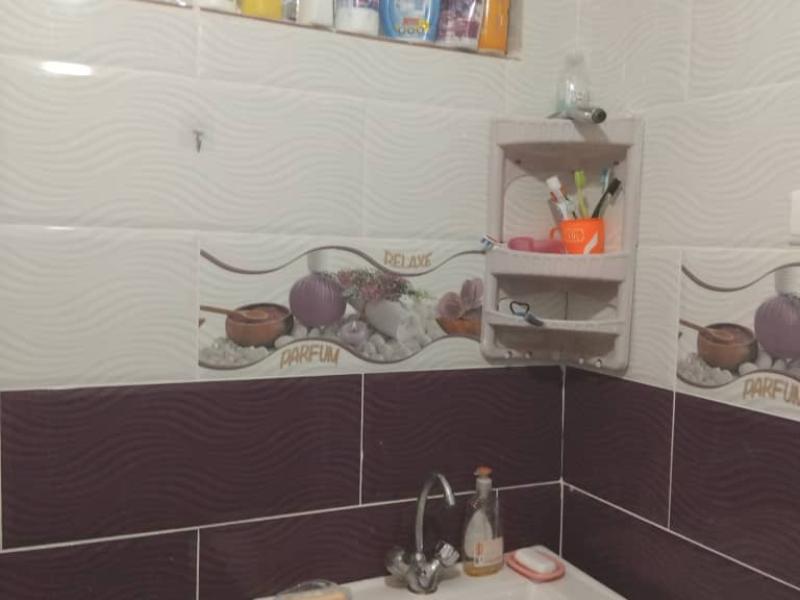 F 2 pour location a Delys maison portes