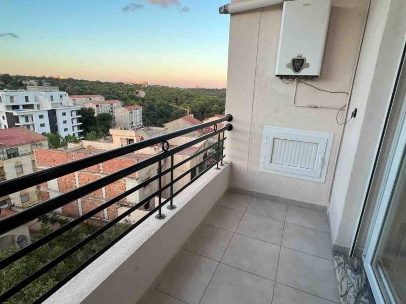 un appartement f 4 maison portes