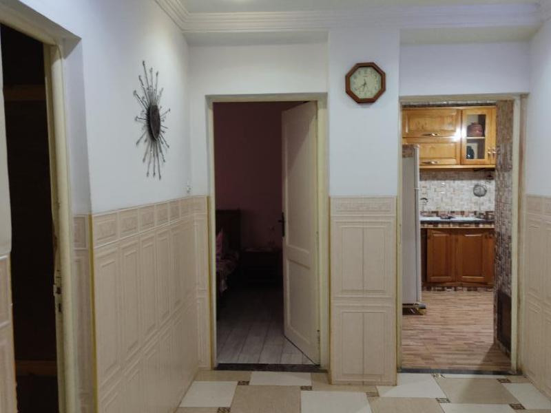 F3 équipe dans une résidence calme yasmine 2 ora maison interne