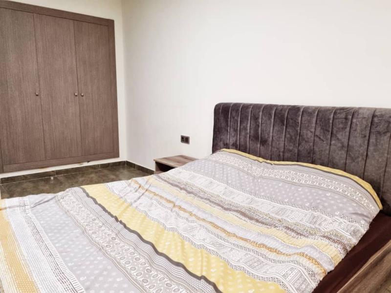 Appartement T2 de luxe en  plein centre-ville d'Oran maison portes
