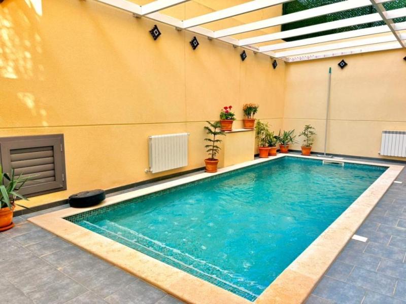 APPARTEMENT AVEC PISCINE F1 F2 F3