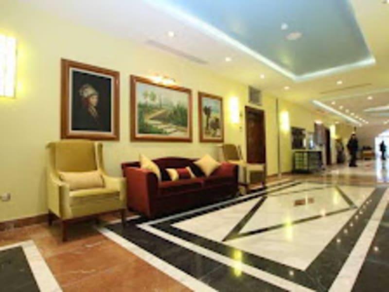 Hôtel Oasis maison portes