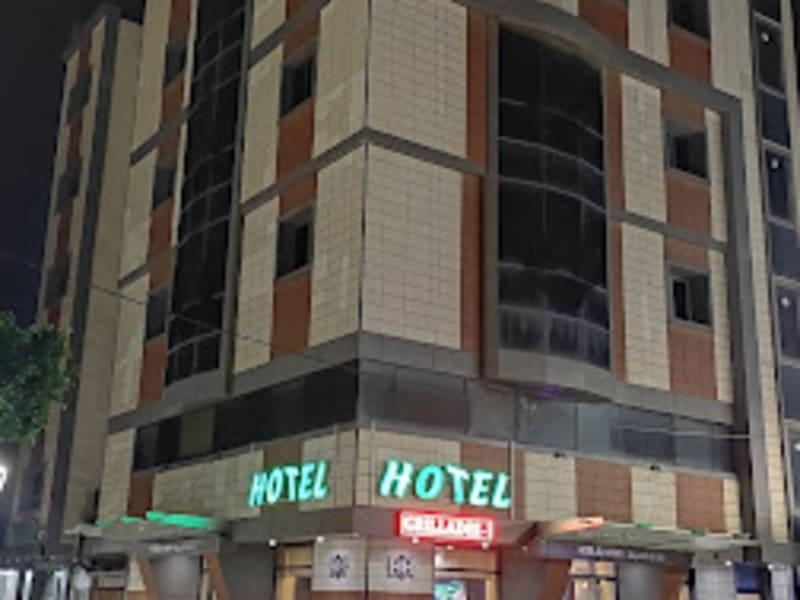 Hôtel El Hadika maison portes