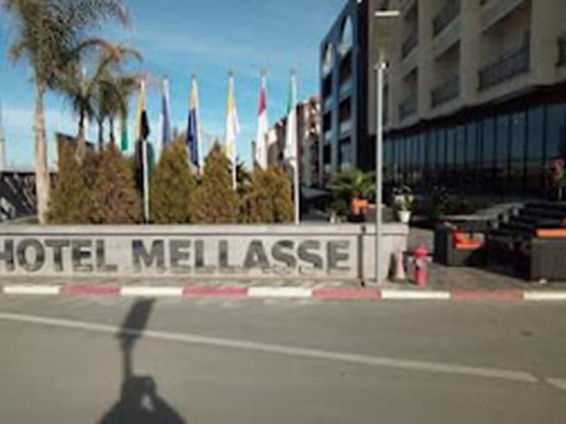 Hôtel Mellasse maison portes