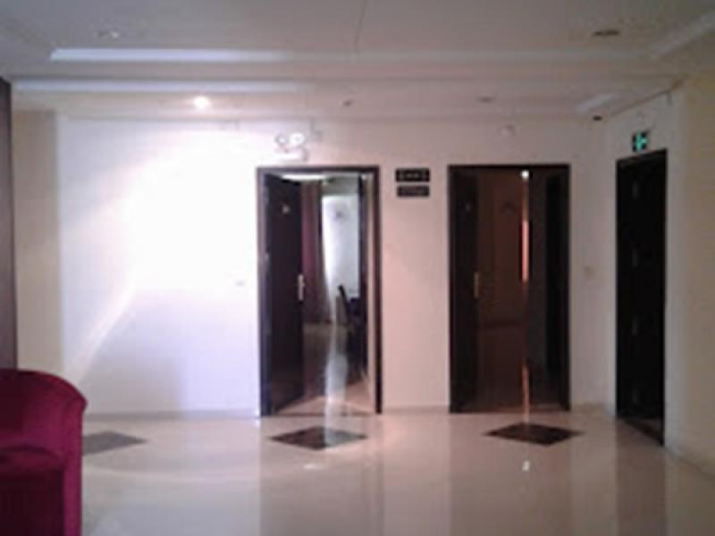 Hôtel Castellum maison portes