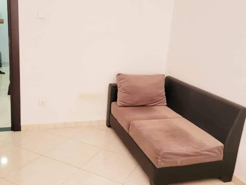 Appartement équipé à Oran avec toutes les commodités en plein centre ville  Chambres 2