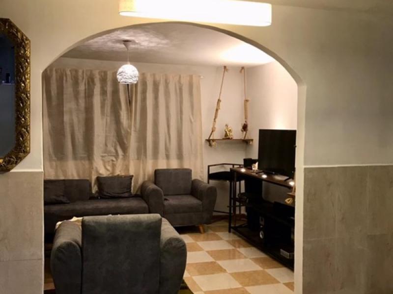 Tres jolie appartement avec jardin maison interne