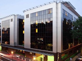 AMERICAN HOSPITAL низкая цена Пересадка роговицы глаза 0