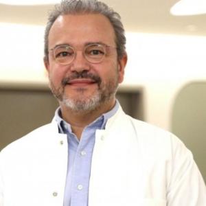 Dr. Ayhan Öztürk