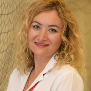 Prof. Dr. Başak KARBEK BAYRAKTAR