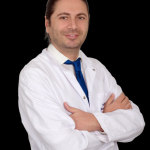 Specialist Dr. Refik Cihnioğlu