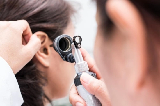 ¿Cómo se desarrolla una consulta otorrinolaringológica en Turquía? 2026