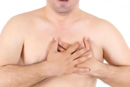 What are the causes of enlarged breasts in men? 2024